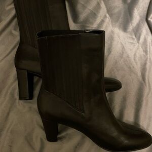 Aeropostale black leather ankle boots
